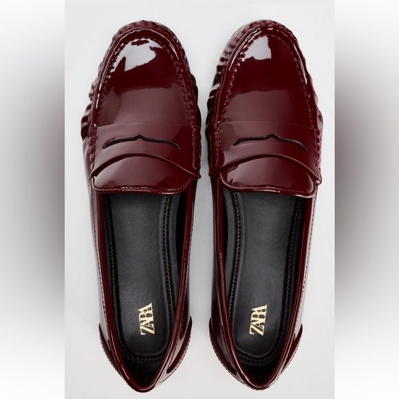 Zara Burgundy Faux Patent Leather Penny Loafers. - Picture 6 of 6